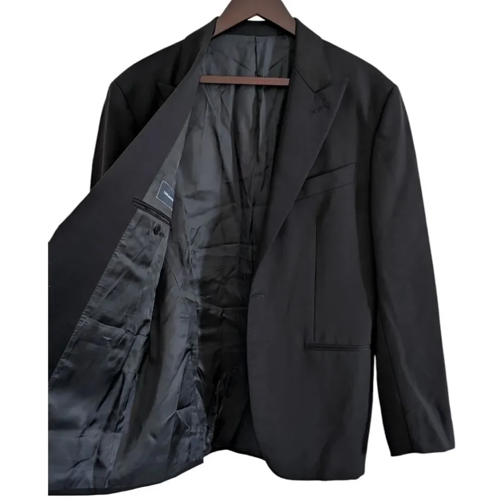 Thom Sweeney ​this stunning